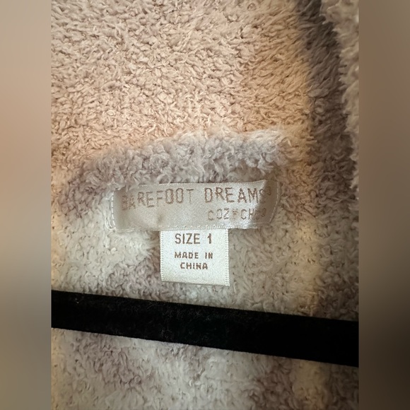 Barefoot Dreams 🐆 Cheetah Robe - Picture 4 of 6